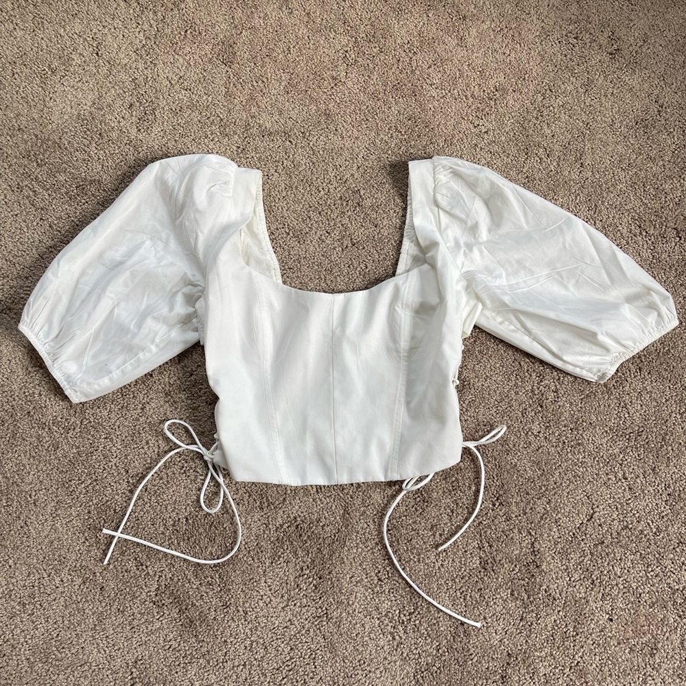 NWT Abercrombie & Fitch White Puff Sleeve Blouse